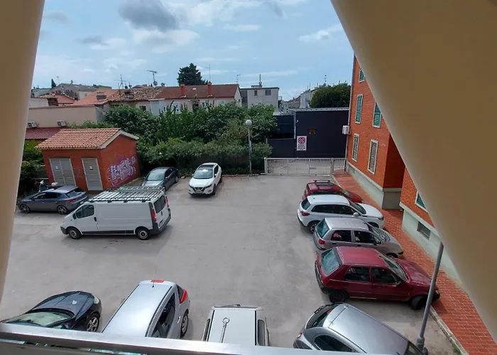 Nido Free Parking Apartment