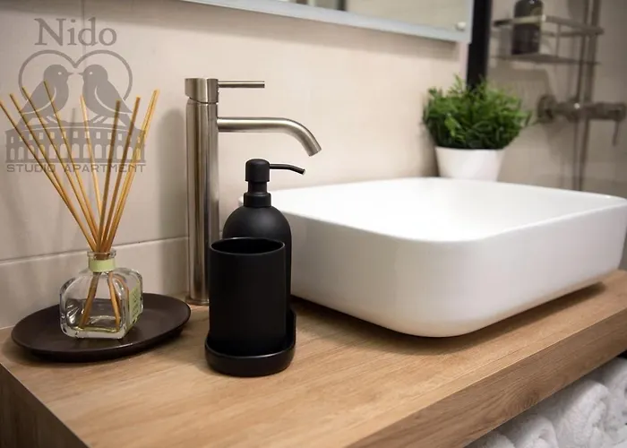 Nido Free Parking * Pula